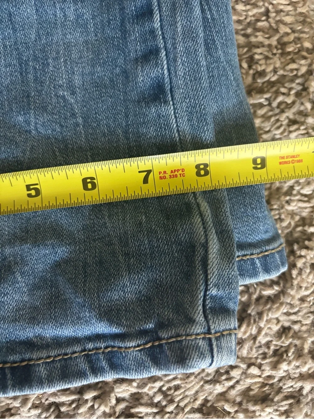 Men's Straight-Leg Denim Jeans in Light Blue Wash 34x30 Jackson Cody James